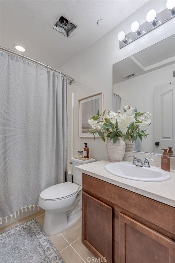 17621 Perilla, San Bernardino, CA 92407 17621 Perilla, San Bernardino, CA 92407