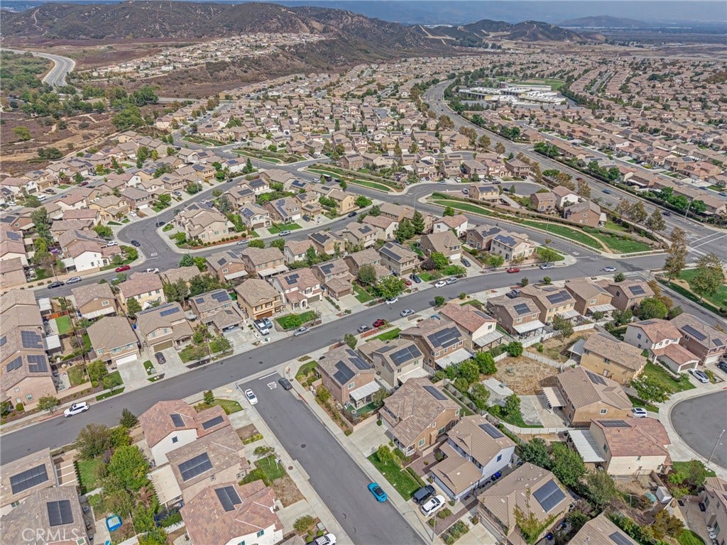 17621 Perilla, San Bernardino, CA 92407 17621 Perilla, San Bernardino, CA 92407
