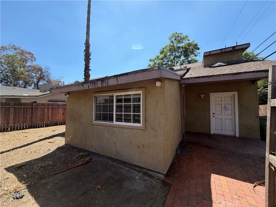 Property photo for 21514 Cohasset Street, Canoga Park, CA