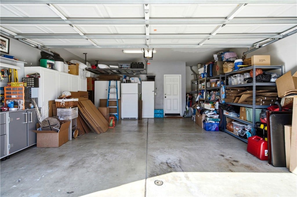 3875 Quartzite, San Bernardino, CA 92407 3875 Quartzite, San Bernardino, CA 92407