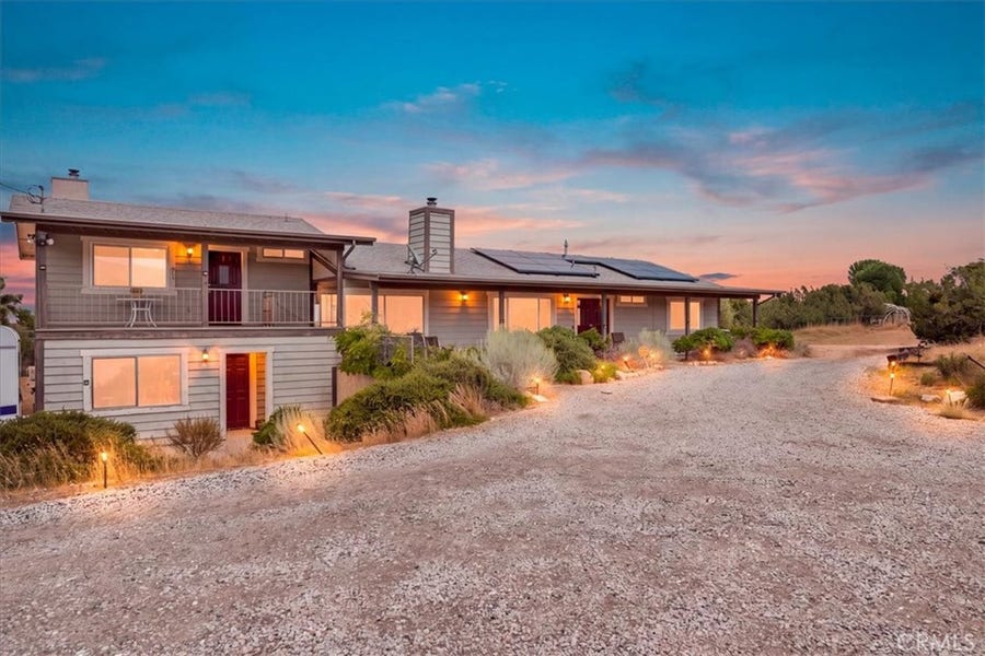 Property photo for 8757 Pacific, Phelan, CA