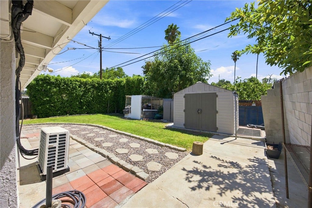 156 S Shipman, La Puente, CA 91744 156 S Shipman, La Puente, CA 91744