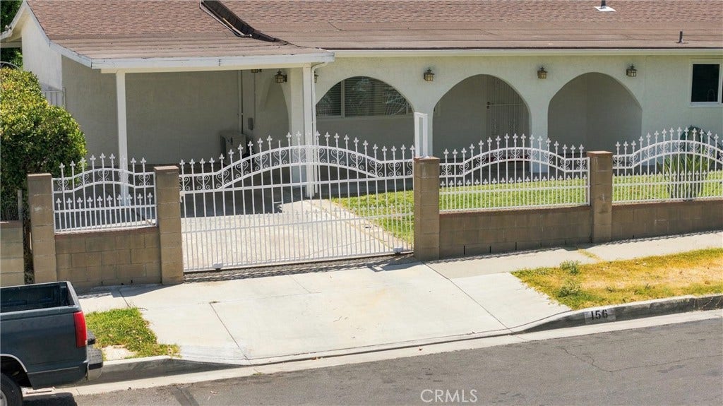 156 S Shipman, La Puente, CA 91744 156 S Shipman, La Puente, CA 91744