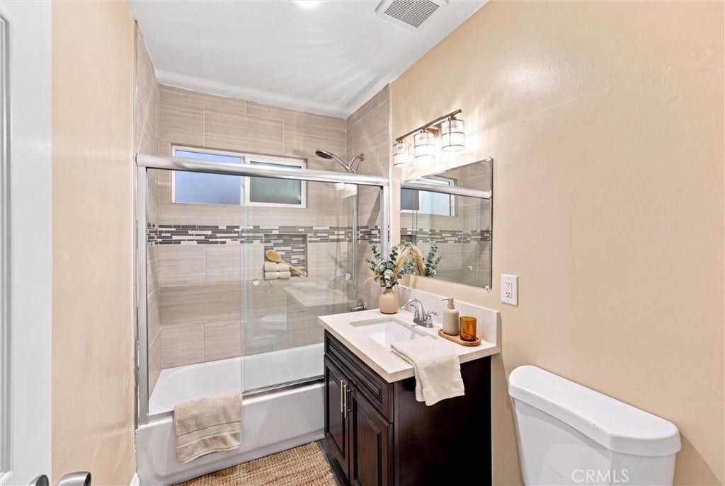 156 S Shipman, La Puente, CA 91744 156 S Shipman, La Puente, CA 91744