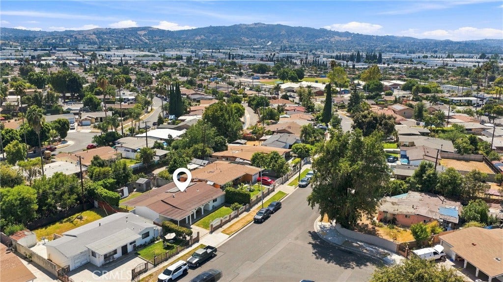 156 S Shipman, La Puente, CA 91744 156 S Shipman, La Puente, CA 91744