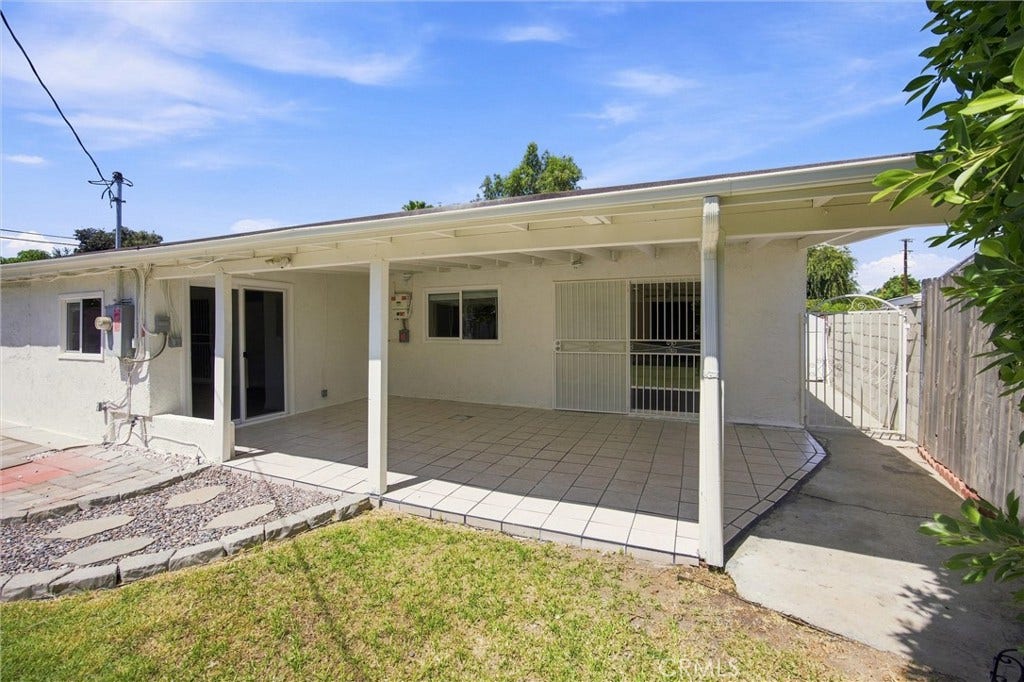 156 S Shipman, La Puente, CA 91744 156 S Shipman, La Puente, CA 91744