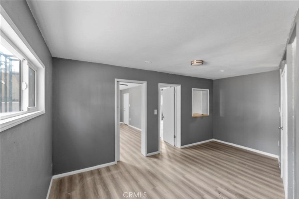 1673 N D, San Bernardino, CA 92405 Entrance for smaller unit
