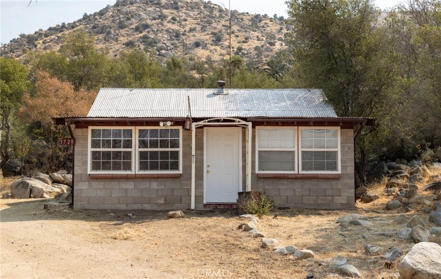 Property photo for 3728 Oak Meadow, Lake Isabella, CA