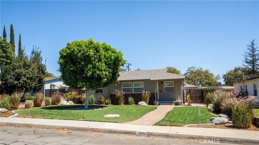 Property photo for 686 N Ukiah Way, Upland, CA