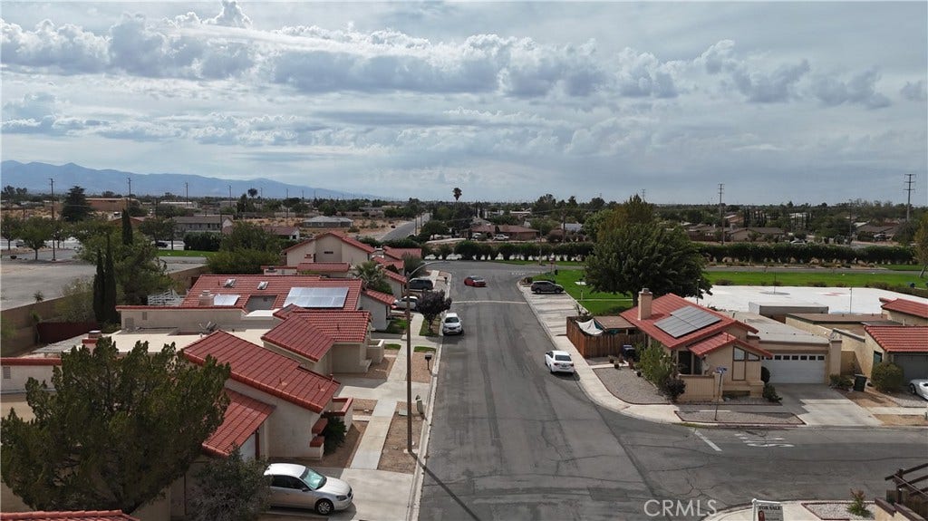 16241 Tokay, Victorville, CA 92395 Park at end of Culdasac