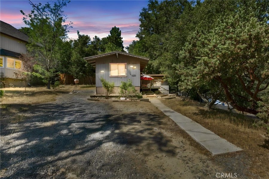 Property photo for 101 Weisshorn, Crestline, CA