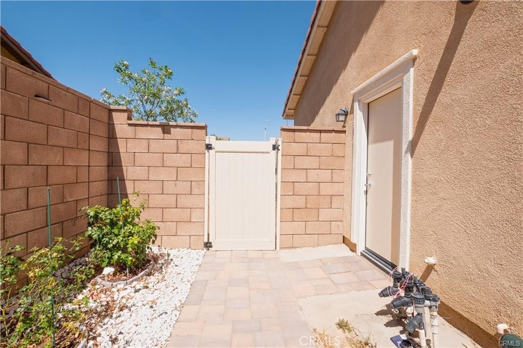 15667 San Diego, Victorville, CA 92394 15667 San Diego, Victorville, CA 92394
