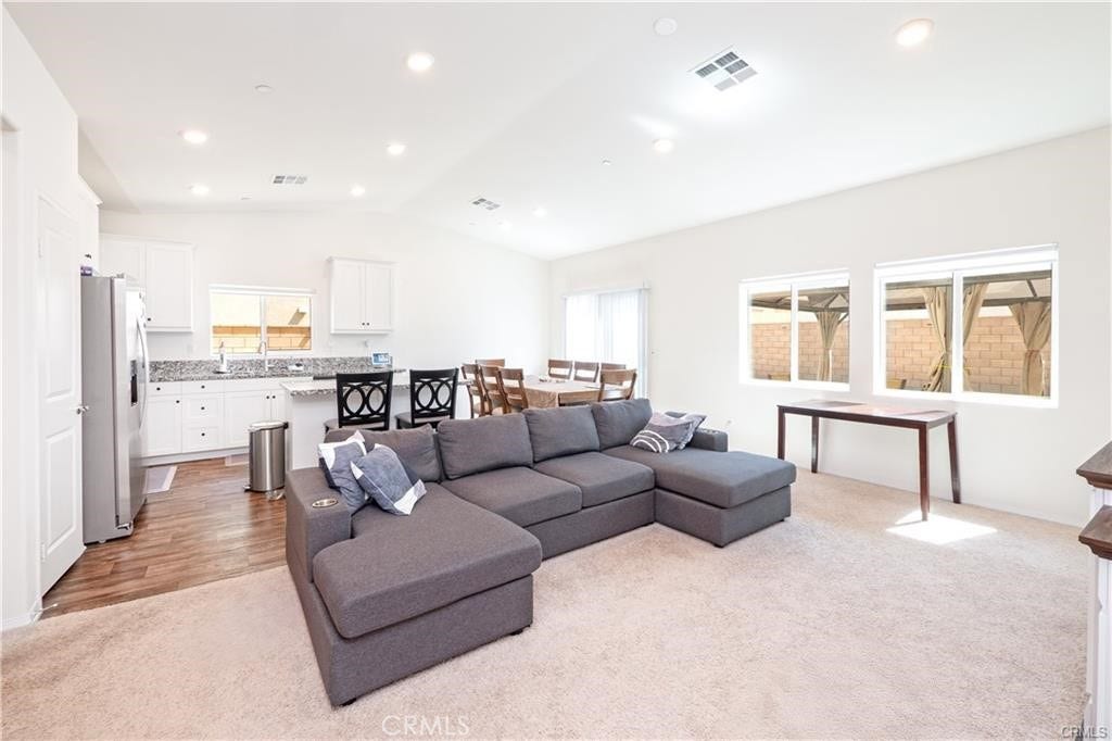 15667 San Diego, Victorville, CA 92394 15667 San Diego, Victorville, CA 92394
