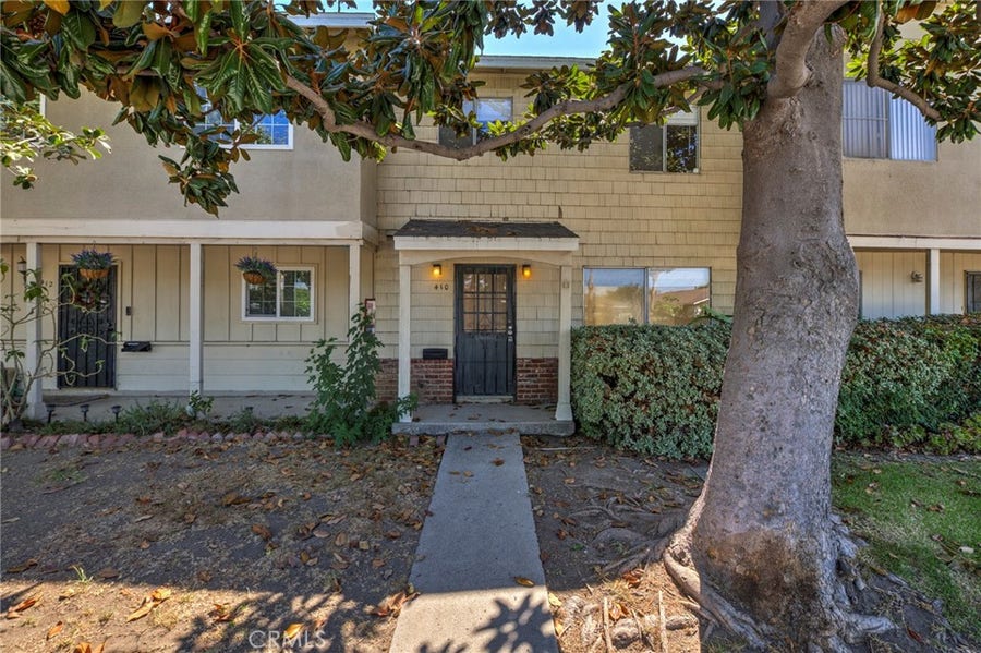 Property photo for 410 N Cerritos, Azusa, CA
