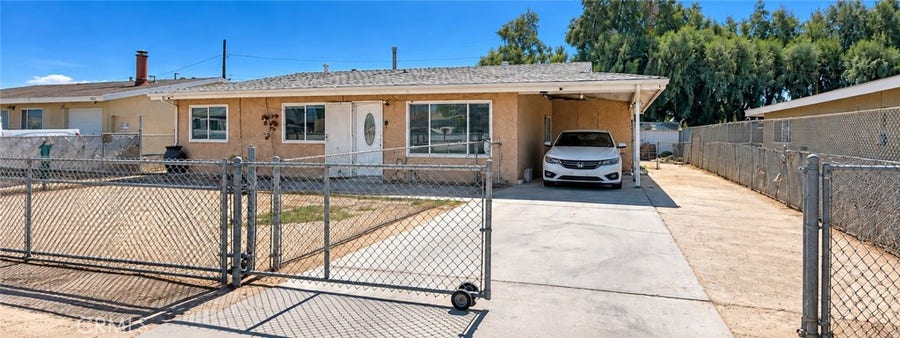 Property photo for 25653 Agate, Barstow, CA