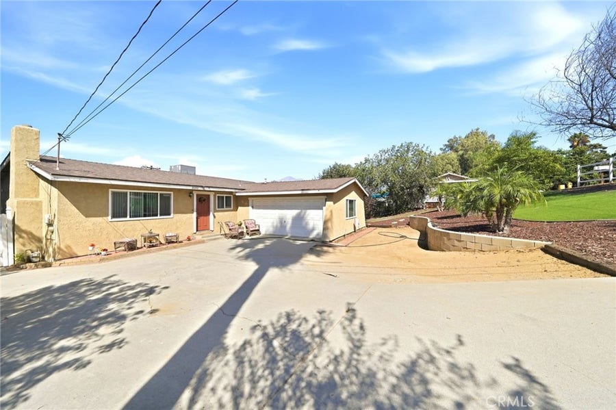 Property photo for 31642 Florida Street, Redlands, CA