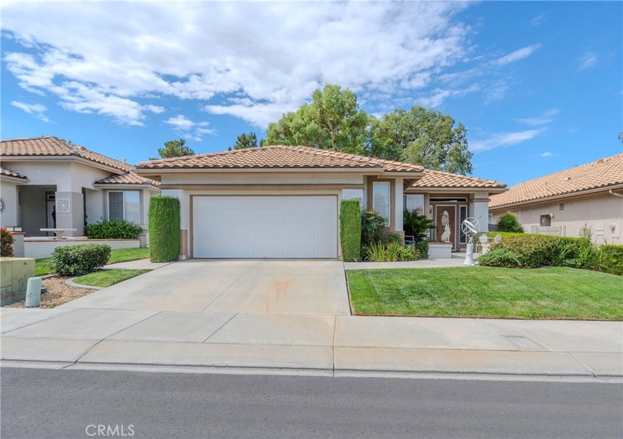 Property photo for 1725 Fairway Oaks Avenue, Banning, CA