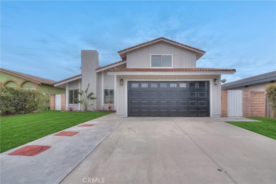 Property photo for 286 W Renwick, Azusa, CA