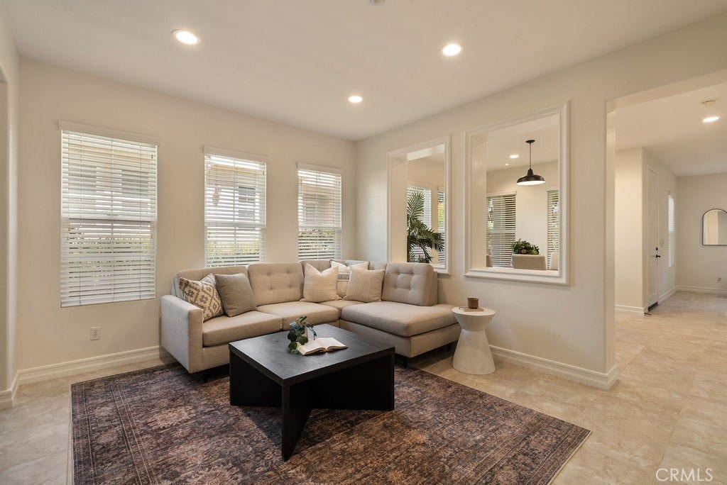 20 Orange Blossom Circle, Ladera Ranch, CA 92694 20 Orange Blossom Circle, Ladera Ranch, CA 92694
