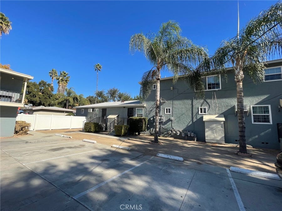Property photo for 1901 Loma Vista Street, #3, Riverside, CA
