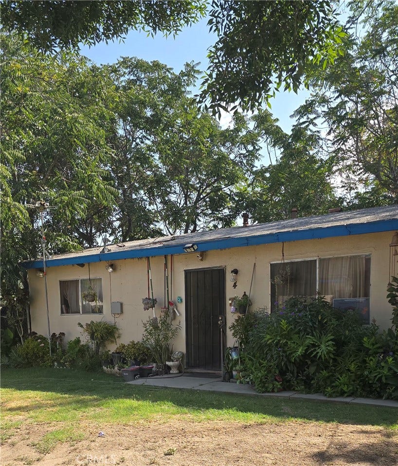 1096 E 2nd, San Bernardino, CA 92408 1096 E 2nd, San Bernardino, CA 92408