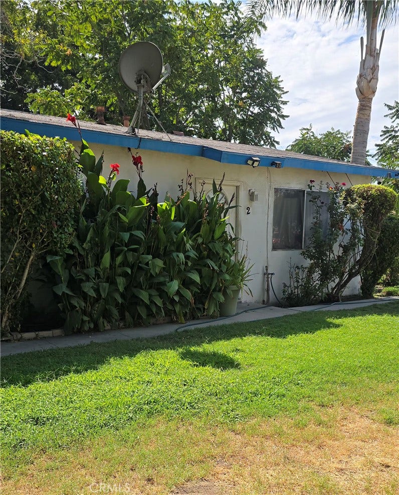 1096 E 2nd, San Bernardino, CA 92408 1096 E 2nd, San Bernardino, CA 92408