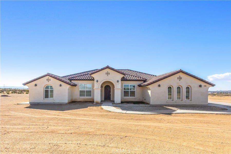 Property photo for 11386 Tujunga, Apple Valley, CA