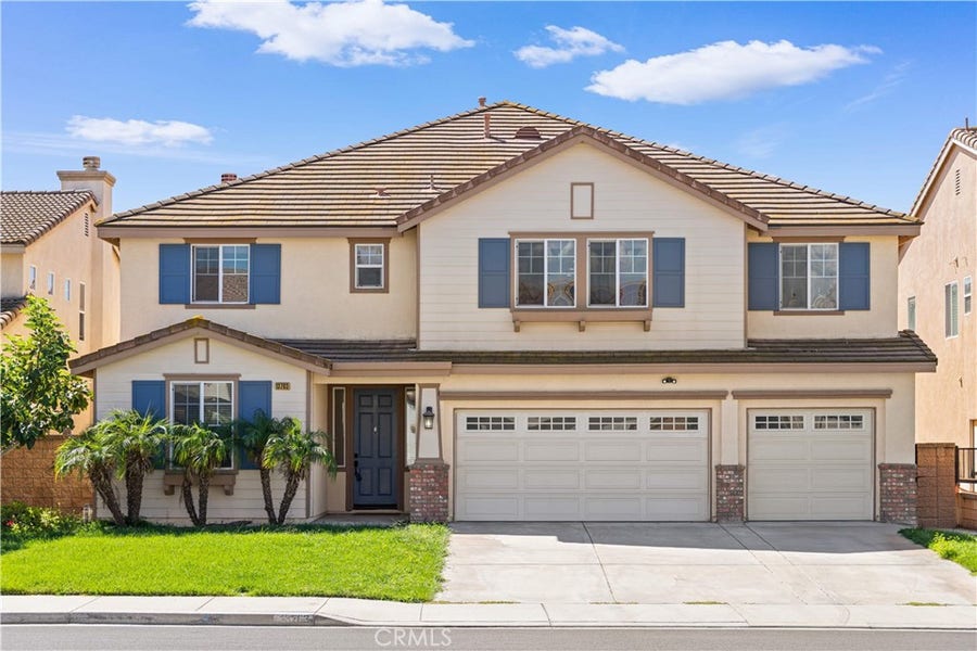Property photo for 13763 Deerpath Circle, Eastvale, CA