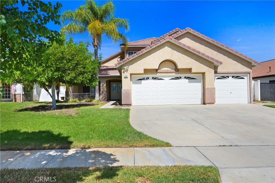 Property photo for 1253 Taft Lane, Corona, CA