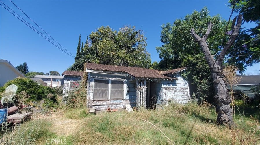 Property photo for 7347 De Soto, Los Angeles, CA