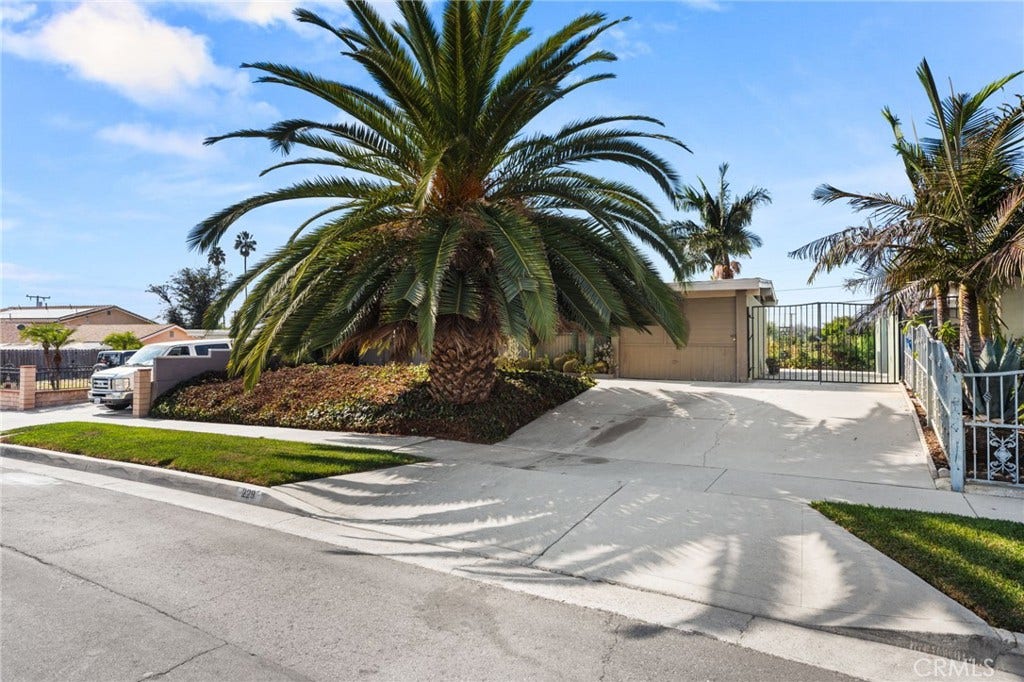 229 S Shipman, La Puente, CA 91744 229 S Shipman, La Puente, CA 91744