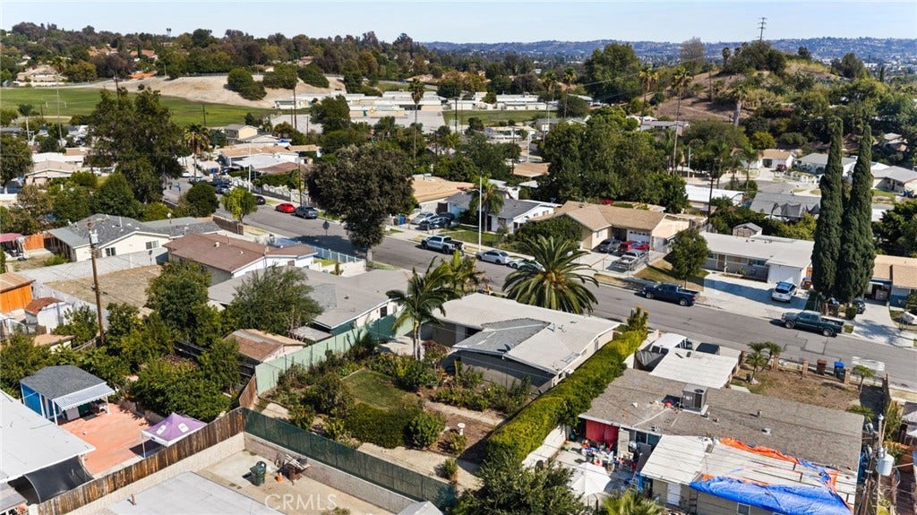 229 S Shipman, La Puente, CA 91744 229 S Shipman, La Puente, CA 91744