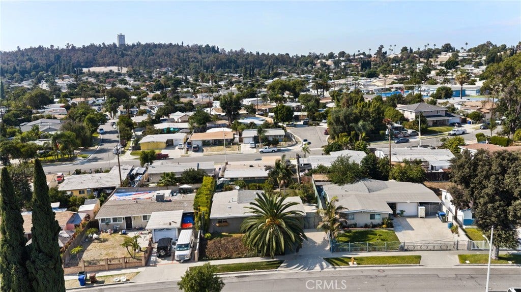 229 S Shipman, La Puente, CA 91744 229 S Shipman, La Puente, CA 91744