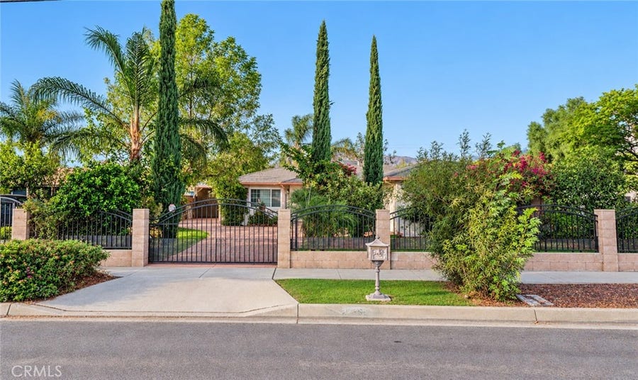Property photo for 27150 Cypress, Highland, CA