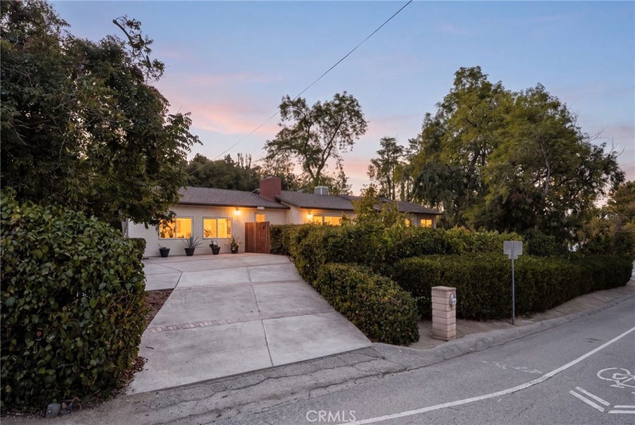 Property photo for 30993 Palo Alto Drive, Redlands, CA