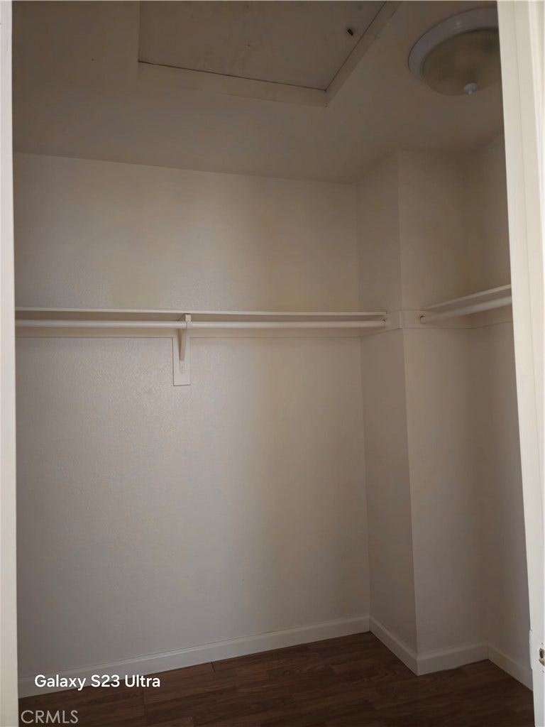 15333 Ross, Adelanto, CA 92301 Closet
