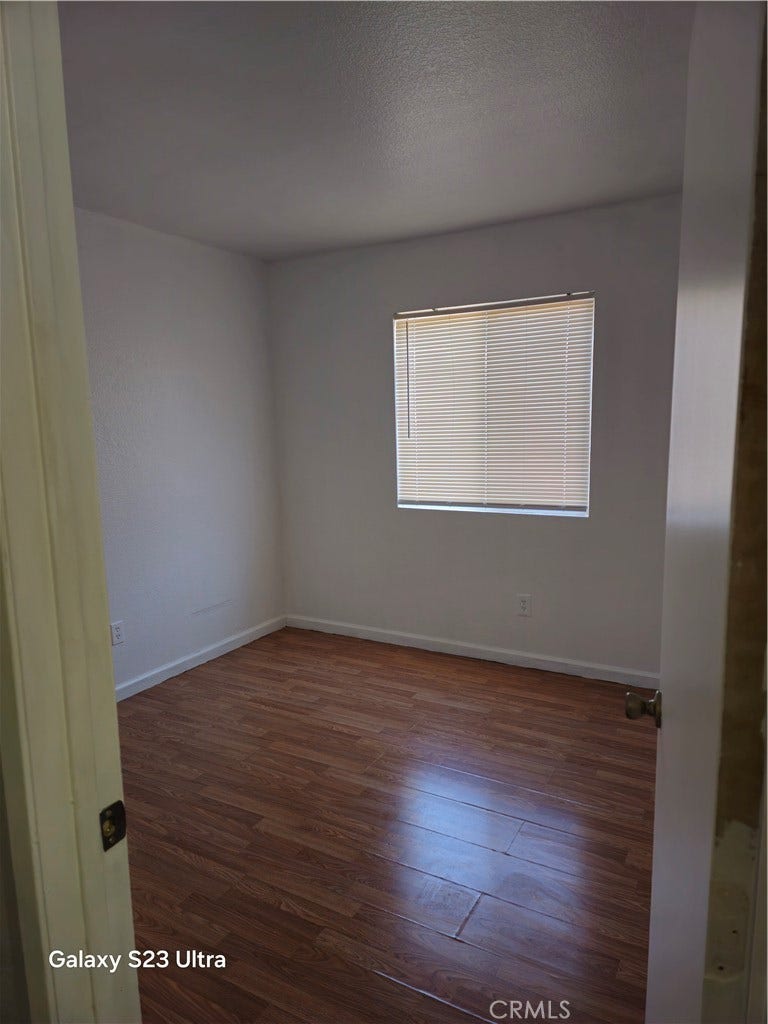 15333 Ross, Adelanto, CA 92301 15333 Ross, Adelanto, CA 92301