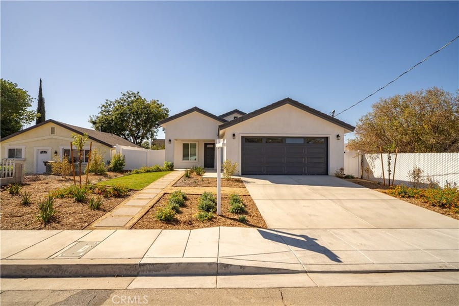 Property photo for 336 E Mead, San Jacinto, CA