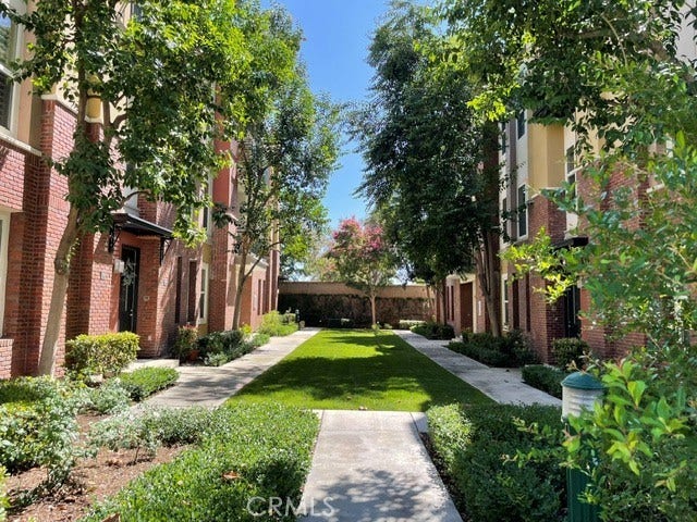 Property photo for 732 W 1st Street, Claremont, CA