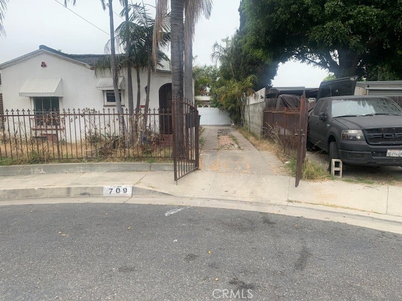 Property photo for 709 W Buckthorn, Inglewood, CA