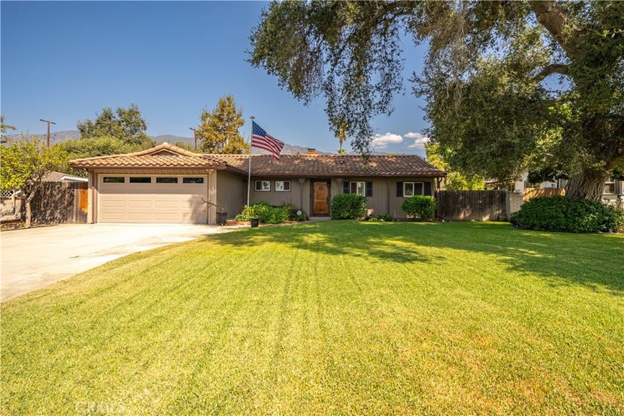 Property photo for 609 E Bennett Avenue, Glendora, CA