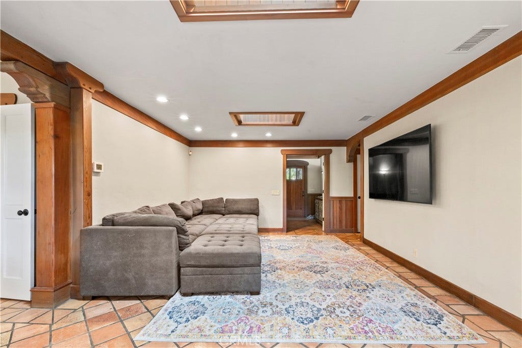 2293 Bonnie Brae, Claremont, CA 91711 2293 Bonnie Brae, Claremont, CA 91711