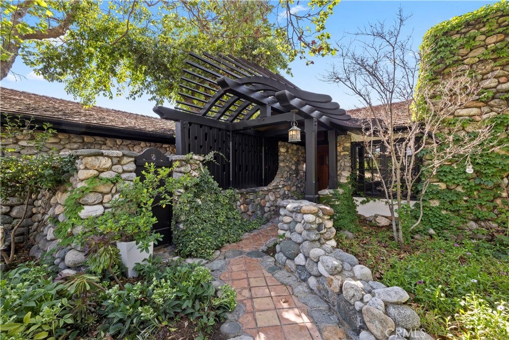 2293 Bonnie Brae, Claremont, CA 91711 2293 Bonnie Brae, Claremont, CA 91711