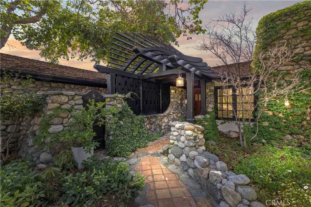 2293 Bonnie Brae, Claremont, CA 91711 2293 Bonnie Brae, Claremont, CA 91711
