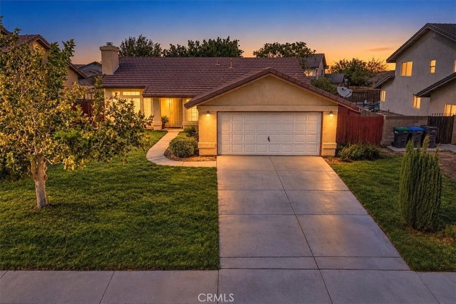 Property photo for 2113 Lightcap, Lancaster, CA