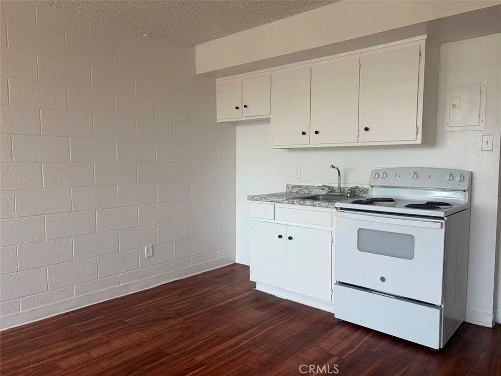 1970 7th, Riverside, CA 92507