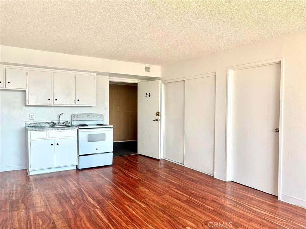 1970 7th, Riverside, CA 92507