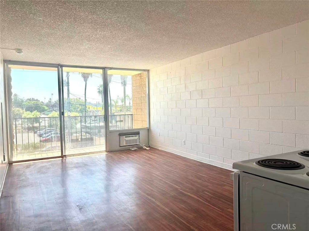 1970 7th, Riverside, CA 92507
