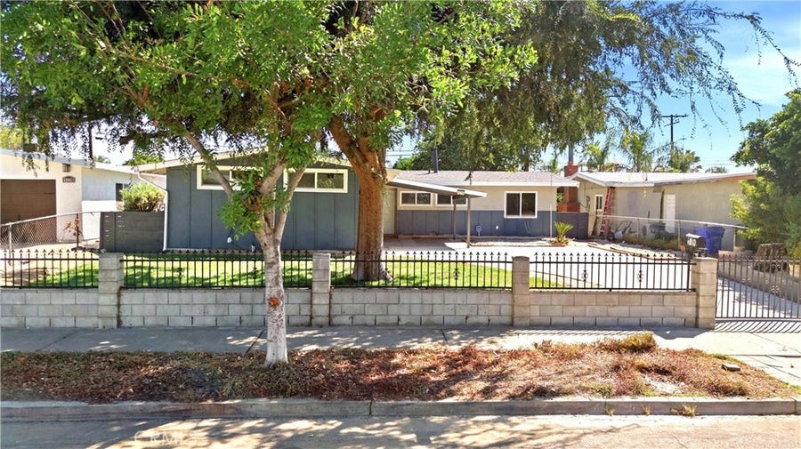 Property photo for 1210 Tejon, Colton, CA