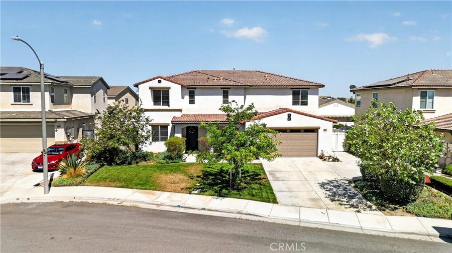 Property photo for 4914 Horse Chestnut, Jurupa Valley, CA